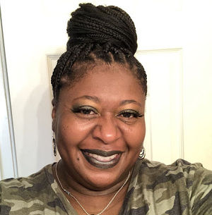 Meet your Posher, Antoinette